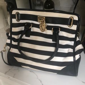 Used Michael Kors Hamilton Bag